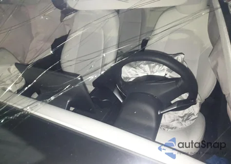 2022 Tesla Model Y from USA, damaged, VIN 7SAYGDEF9NF510183